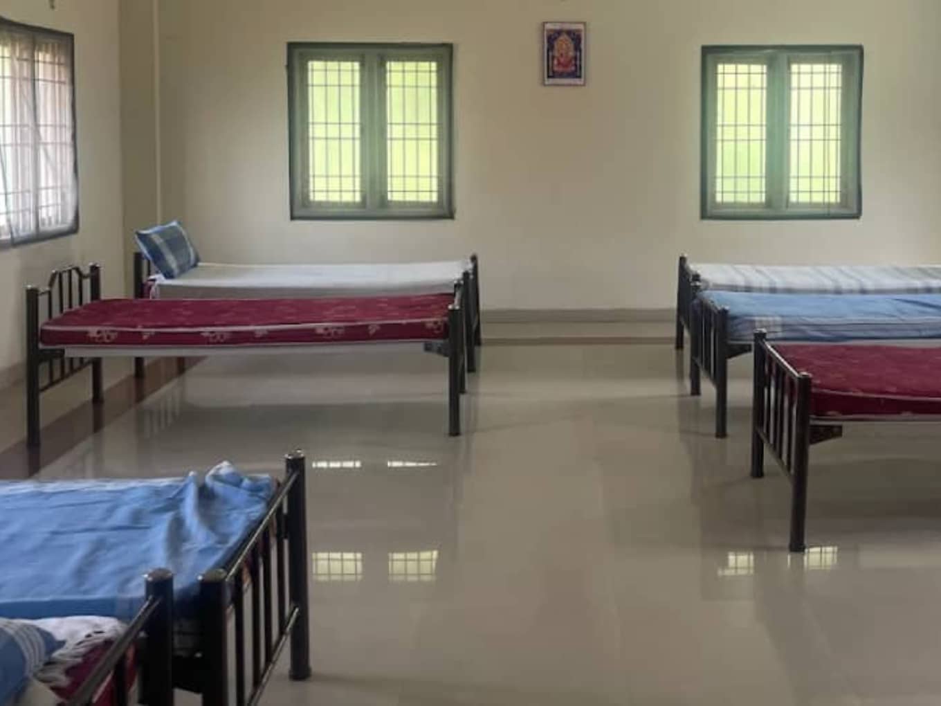 Yatri Nivas Guest House